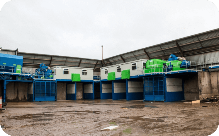 Heavy-duty picking station designed for recycling operations